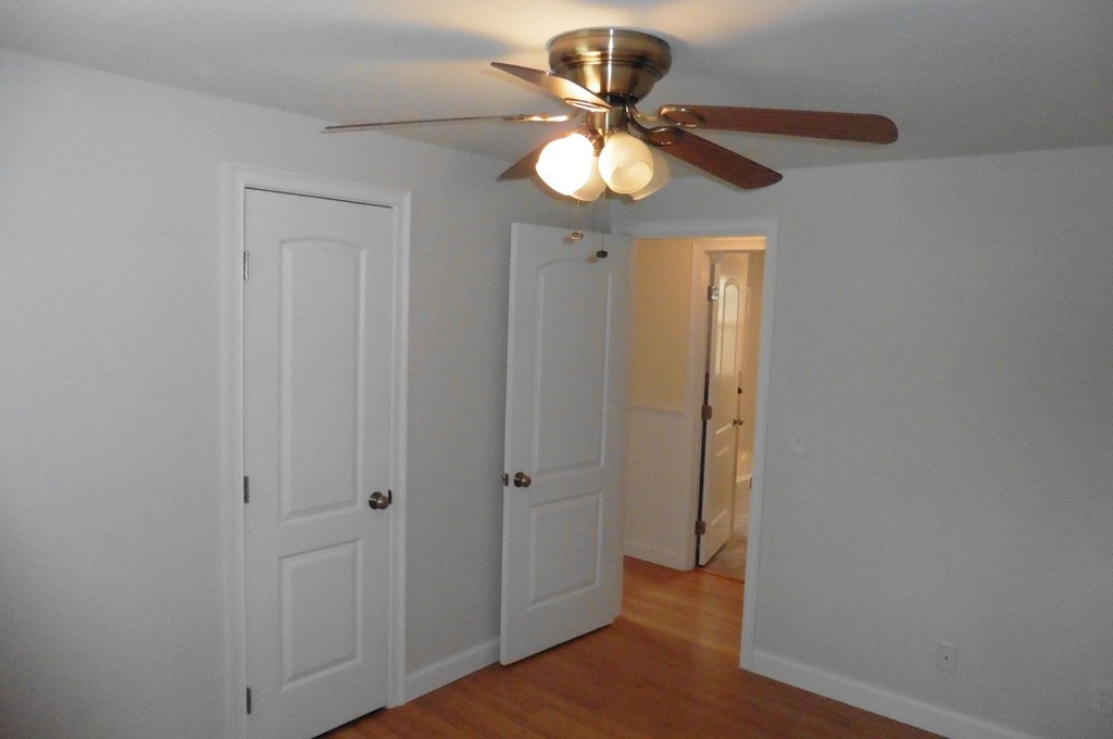 359 Tiffany Street Springfield, MA 01108 - Photo 16 of 26 Gallery Image 16