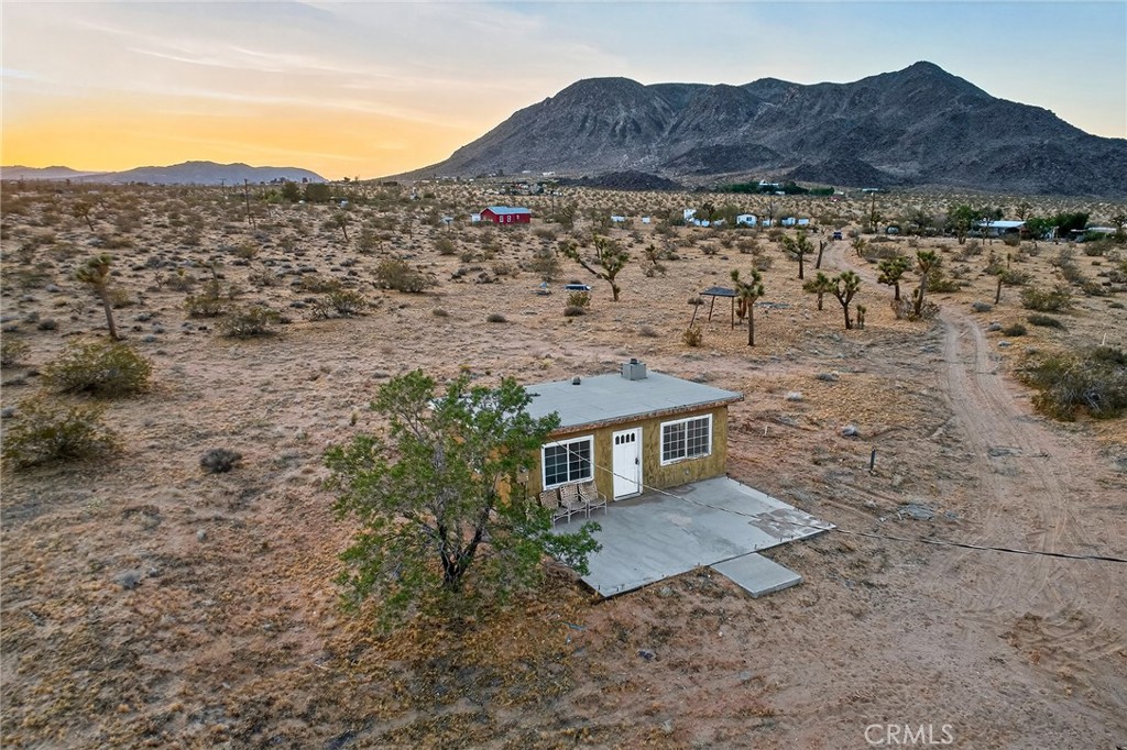 59773 Applegate Way Landers, CA 92285 - Photo 20 of 26