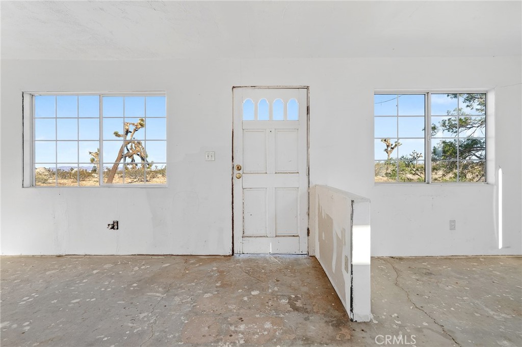 59773 Applegate Way Landers, CA 92285 - Photo 7 of 26