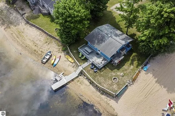$249,900 | 9301 East 50 Road, Cadillac, MI 49601