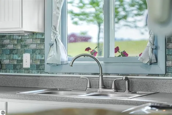 $249,900 | 9301 East 50 Road, Cadillac, MI 49601