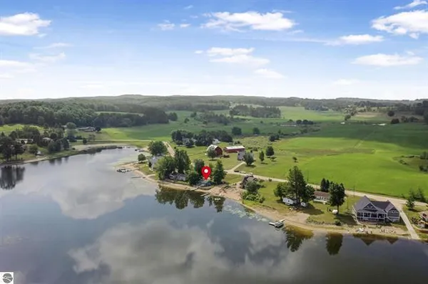 $249,900 | 9301 East 50 Road, Cadillac, MI 49601