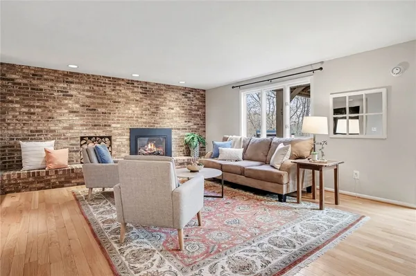 $629,900 | 34 Framingham Lane, Pittsford, NY 14534