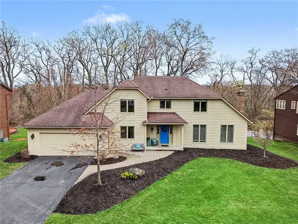 $629,900 | 34 Framingham Lane, Pittsford, NY 14534