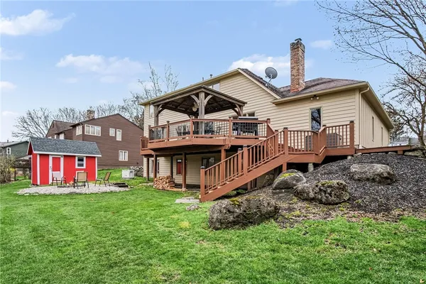 $629,900 | 34 Framingham Lane, Pittsford, NY 14534