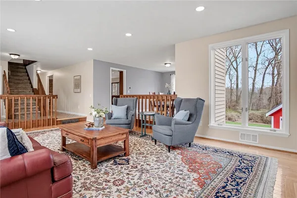 $629,900 | 34 Framingham Lane, Pittsford, NY 14534