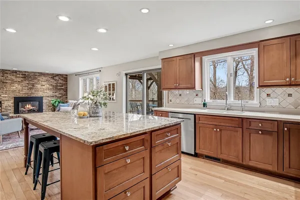 $629,900 | 34 Framingham Lane, Pittsford, NY 14534