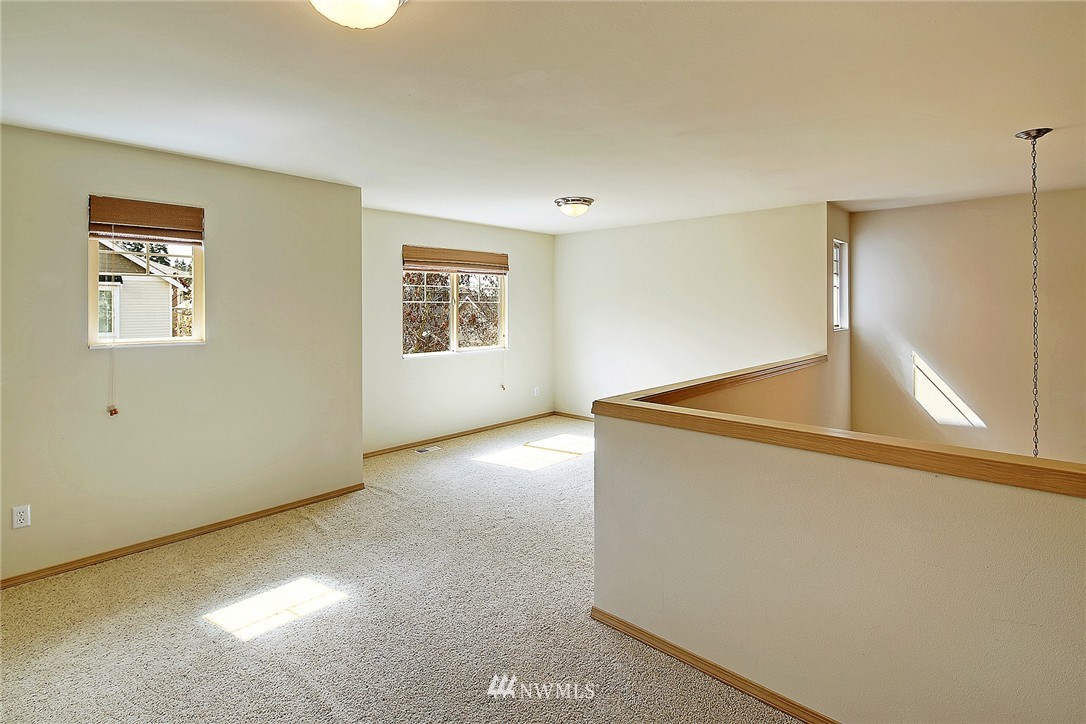 2515 194th Street Southeast Bothell, WA 98012 - Photo 14 of 23