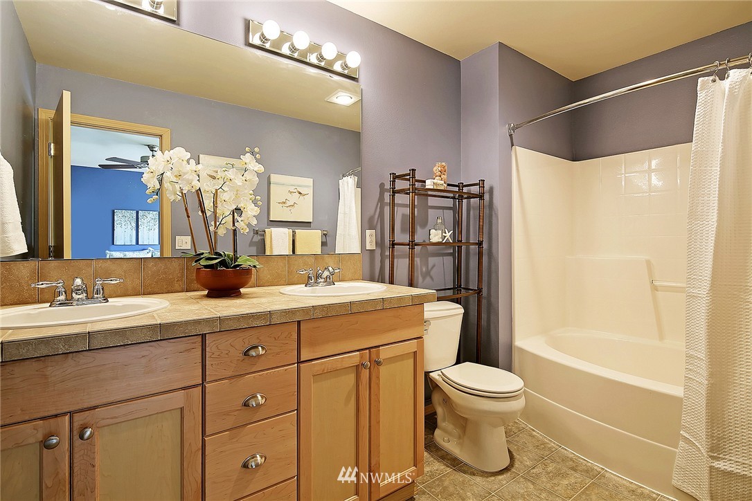 2515 194th Street Southeast Bothell, WA 98012 - Photo 17 of 23