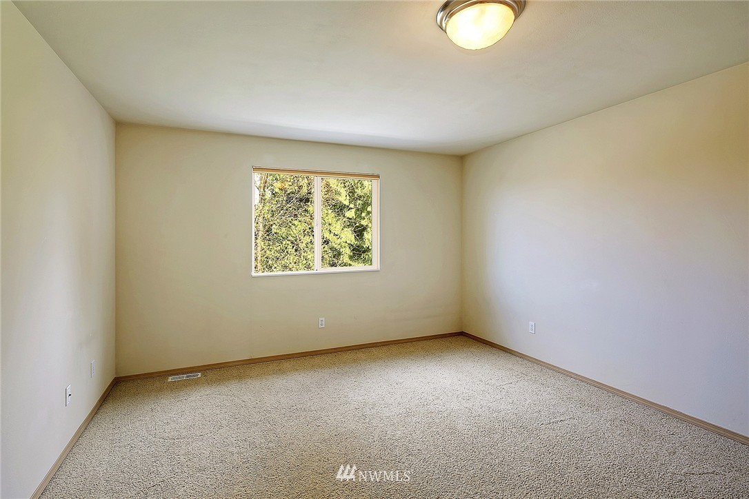 2515 194th Street Southeast Bothell, WA 98012 - Photo 19 of 23