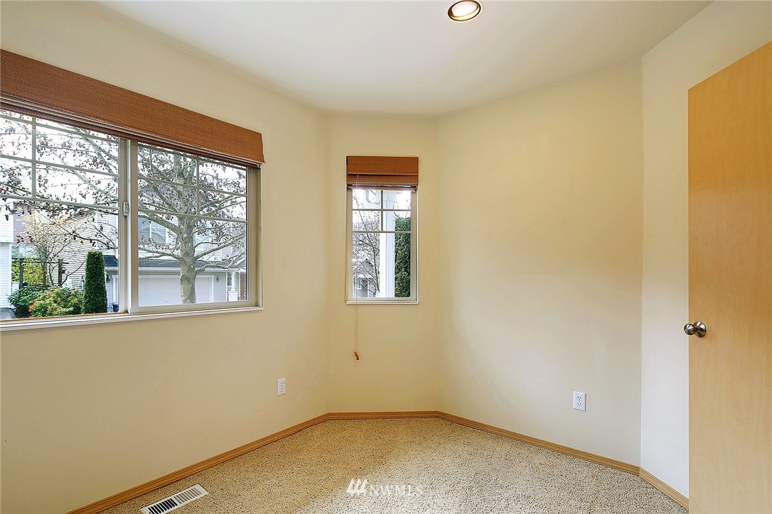 2515 194th Street Southeast Bothell, WA 98012 - Photo 7 of 23