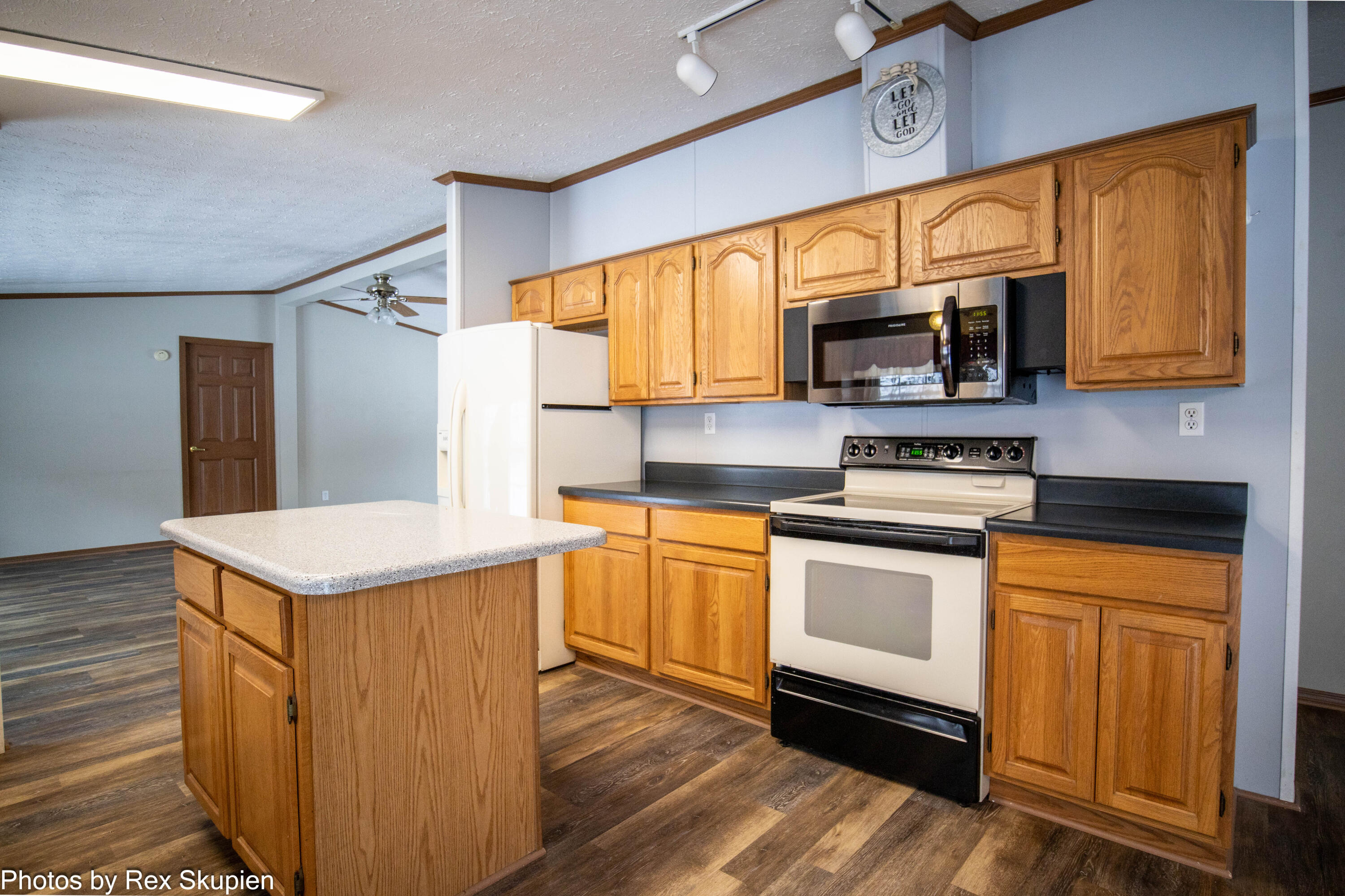 7830 Jefferson Street Hesperia, MI 49421 - Photo 11 of 48 IMG_4973-HDR