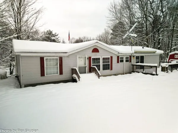 $379,900 | 7830 Jefferson Street, Hesperia, MI 49421