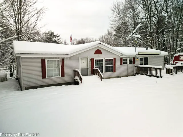 $379,900 | 7830 Jefferson Street, Hesperia, MI 49421