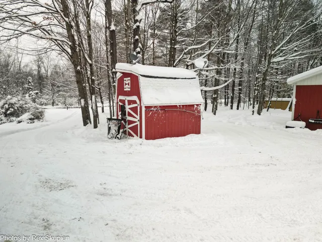 $379,900 | 7830 Jefferson Street, Hesperia, MI 49421