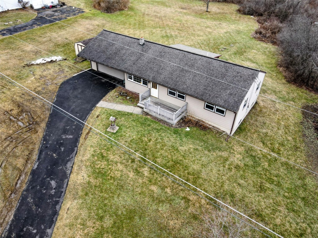 635 Ridge Road Vestal, NY 13850 - Photo 4 of 36 Gallery Image 4