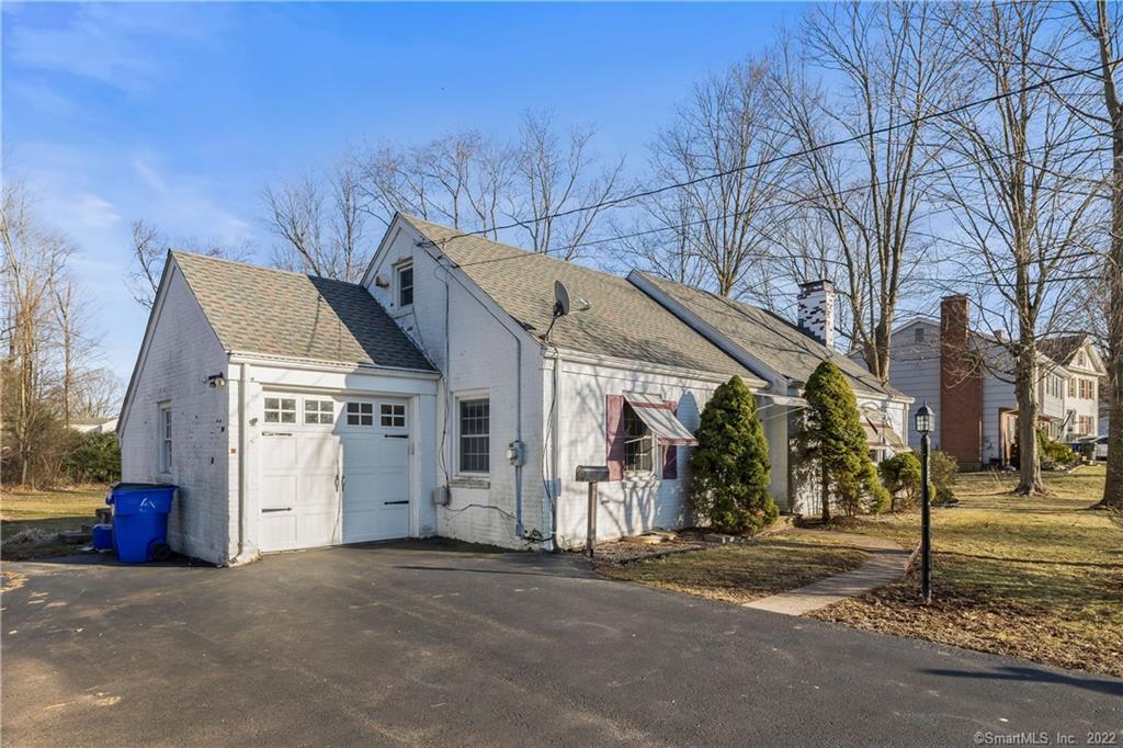 652 Maple Street Wethersfield, CT 06109 - Photo 1 of 1 Gallery Image 1