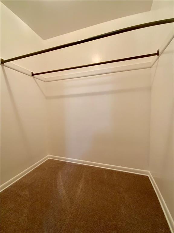 204 Hall Road Aliquippa, PA 15001 - Photo 15 of 30 Large walk-in closet