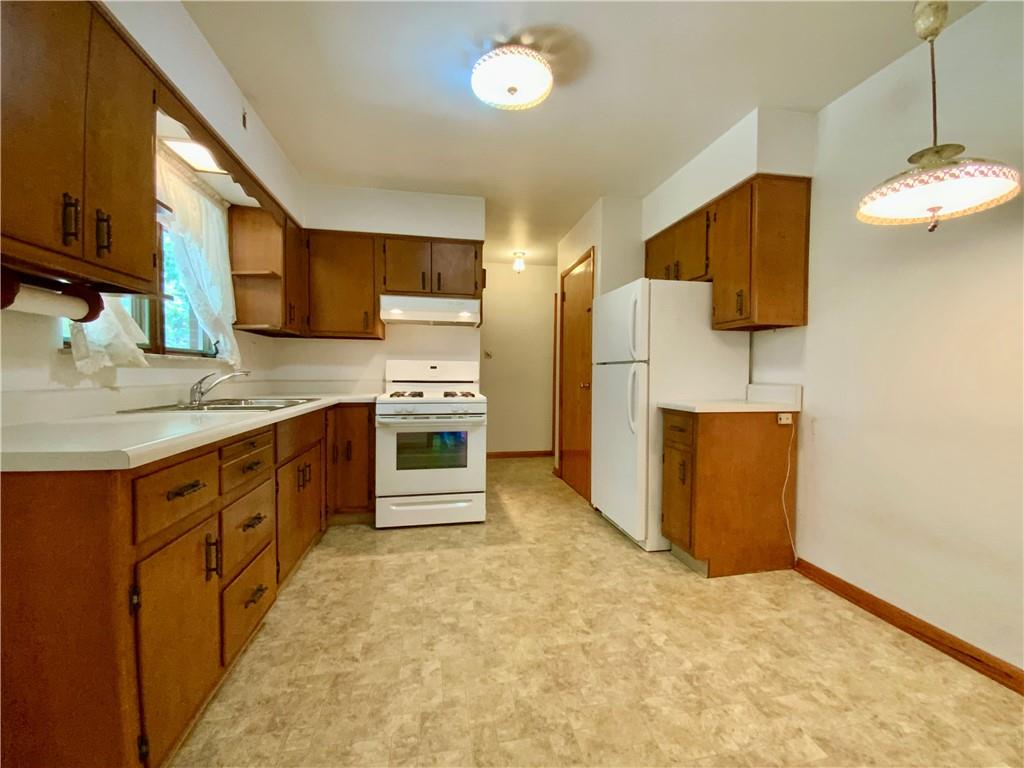 204 Hall Road Aliquippa, PA 15001 - Photo 10 of 30 Gallery Image 10