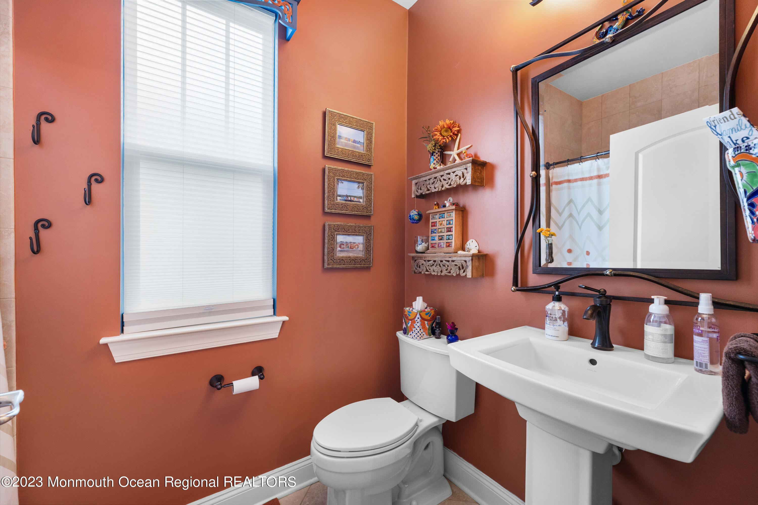 30 Moonlight Way Howell, NJ 07731 - Photo 20 of 37 GUEST BATHROOM
