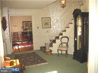 1401 Holt Road Huntingdon Valley, PA 19006 - Photo 4 of 12 View