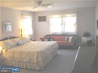1401 Holt Road Huntingdon Valley, PA 19006 - Photo 8 of 12 Bedroom - Main