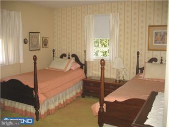 1401 Holt Road Huntingdon Valley, PA 19006 - Photo 9 of 12 Bedroom 2
