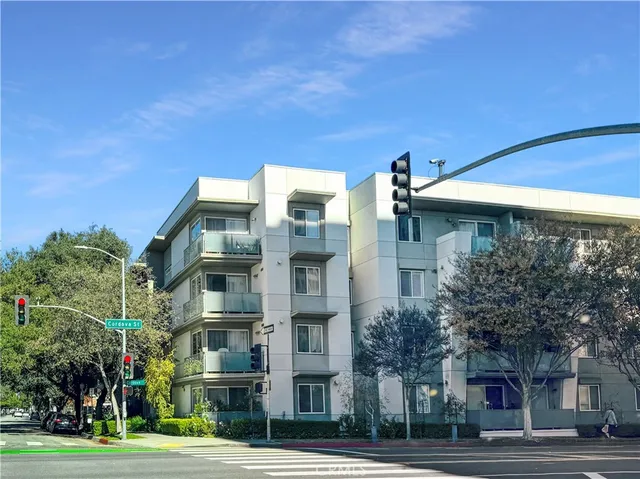 $668,000 | 160 South Hudson Avenue, Unit 105, Pasadena, CA 91101