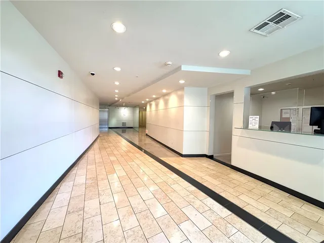 $668,000 | 160 South Hudson Avenue, Unit 105, Pasadena, CA 91101