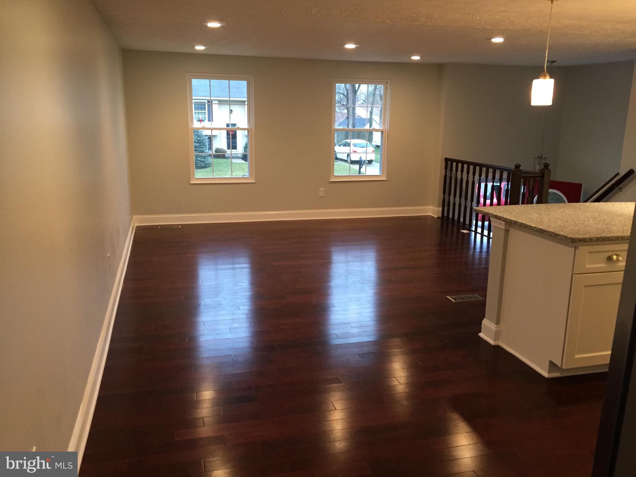 8 Old Maple Court Baltimore, MD 21221 - Photo 5 of 17 Interior (General)