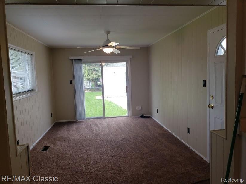 29649 Schoenherr Road Warren, MI 48088 - Photo 6 of 17