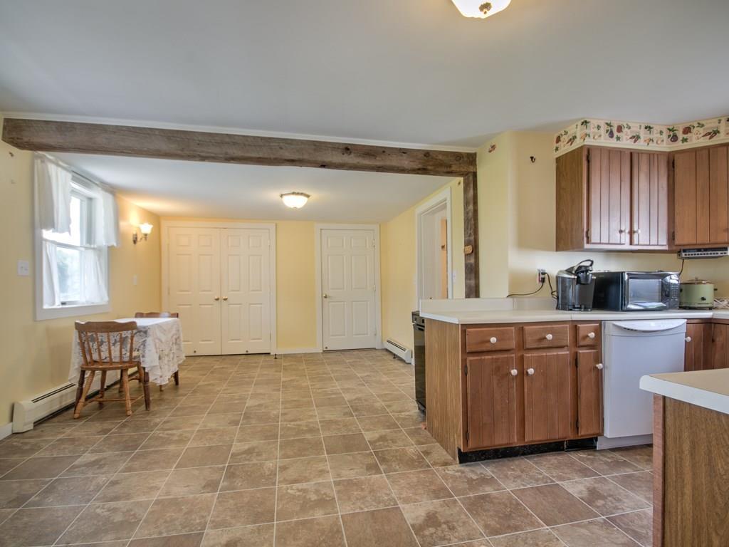 1093 East Pittston Road Pittston, ME 04345 - Photo 8 of 35 Photo