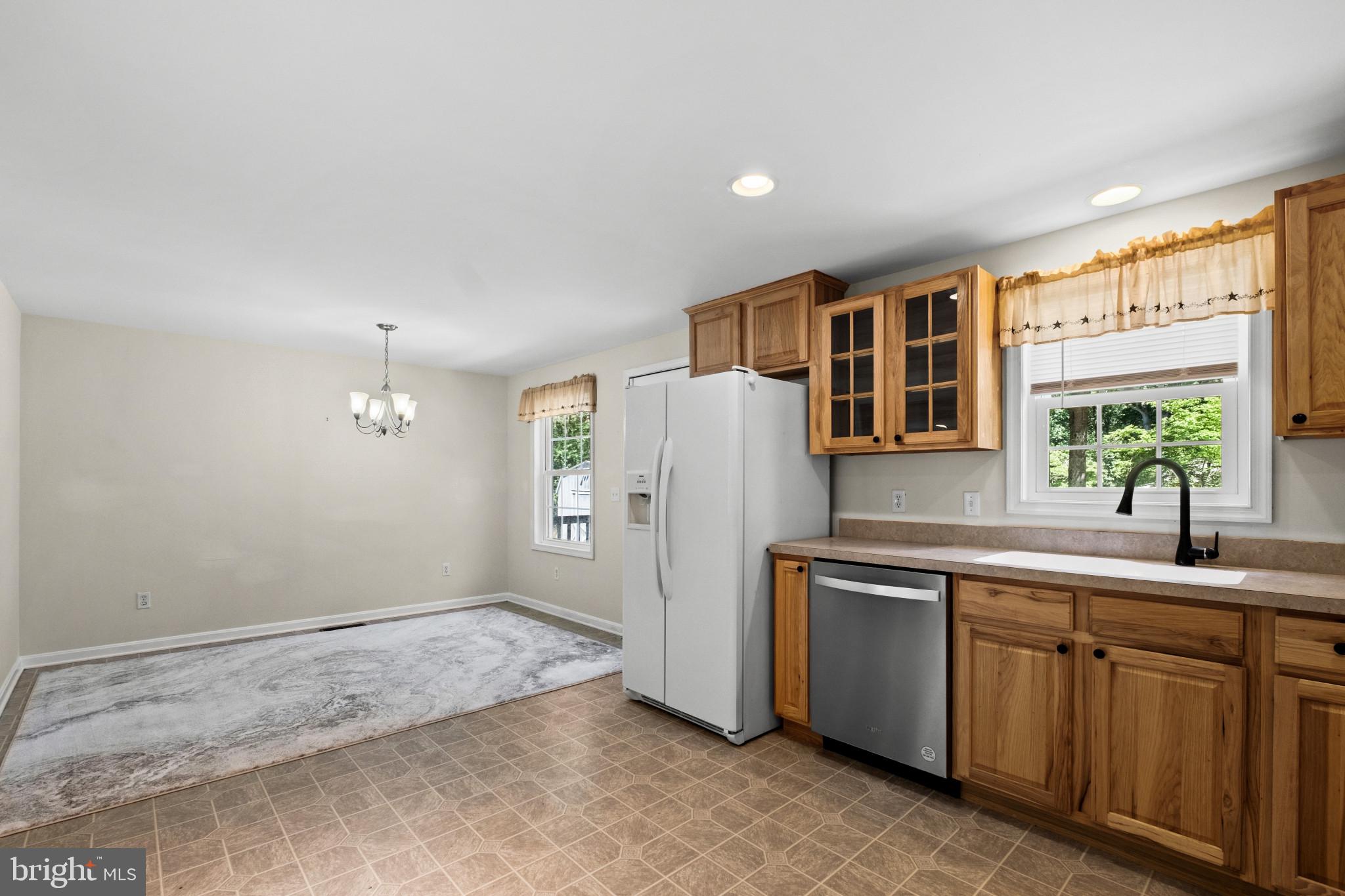 23116 Gilpin Point Road Preston, MD 21655 - Photo 15 of 66 Easy Kitchen-to-dining flow.