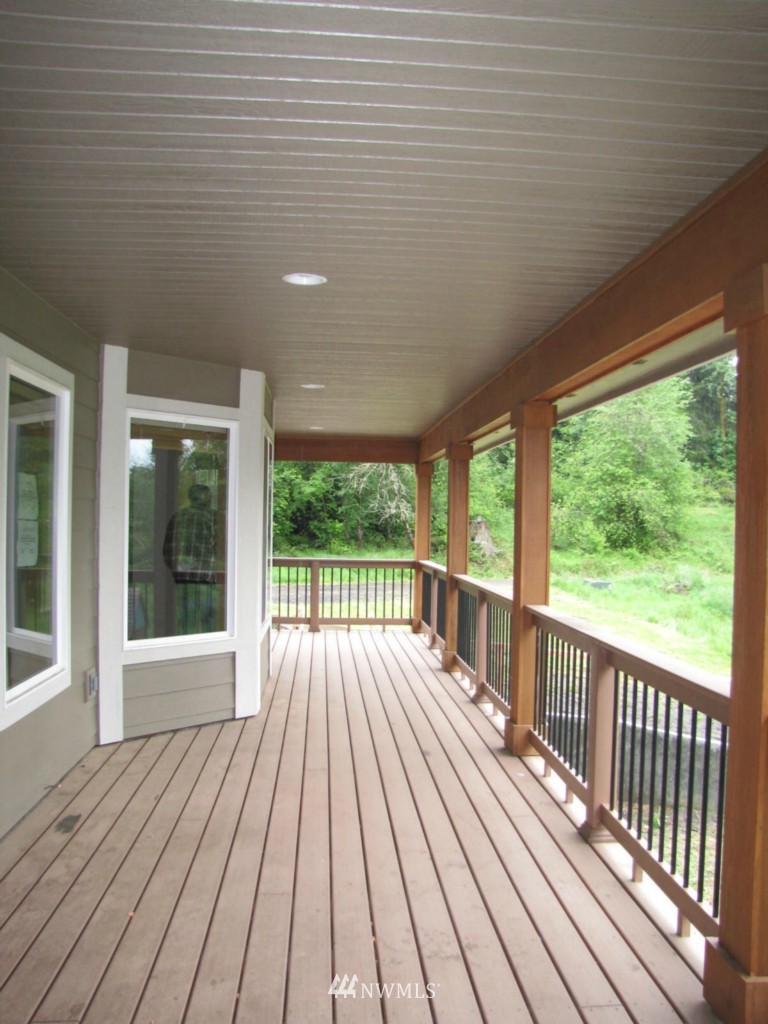270 Easy Street Road Silverlake, WA 98645 - Photo 12 of 15 Gallery Image 12