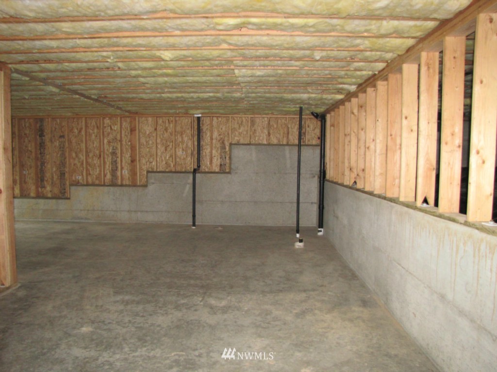 270 Easy Street Road Silverlake, WA 98645 - Photo 13 of 15 Gallery Image 13