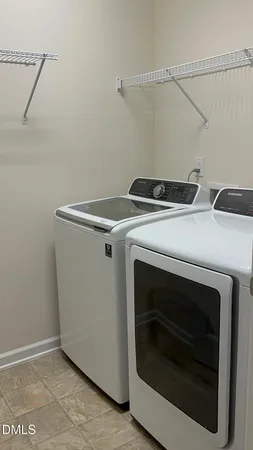 $2,050 | 624 Denhoff Drive, Cary, NC 27519