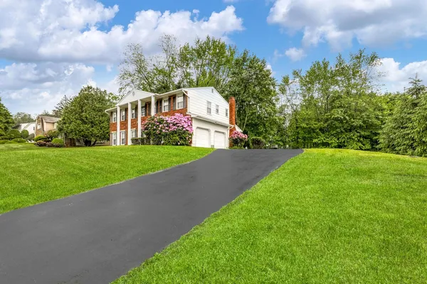 $1,199,000 | 1 Lodi Lane, Monsey, NY 10952