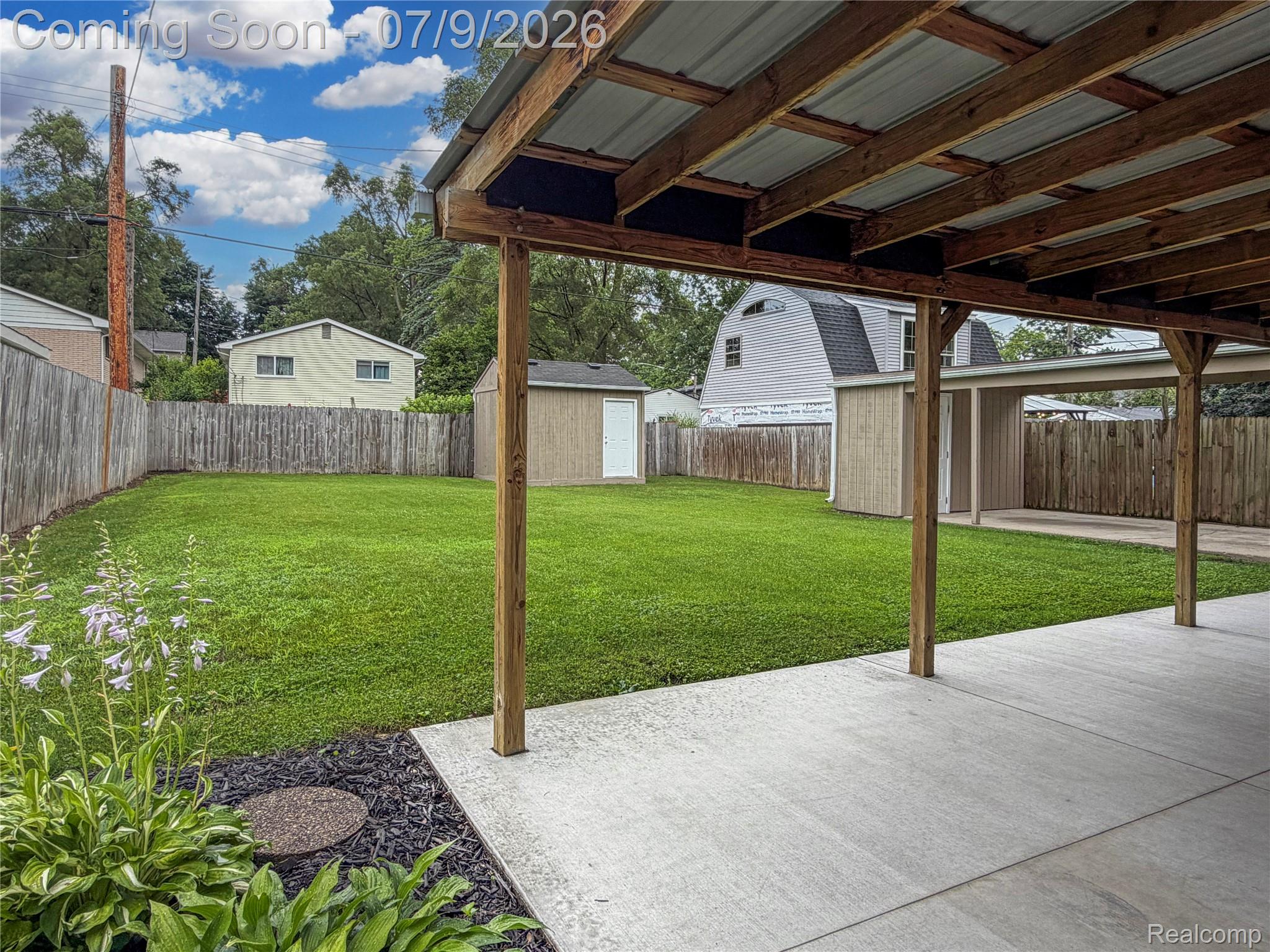 610 Quarter Street Rochester, MI 48307 - Photo 5 of 43 Private fenced backyard