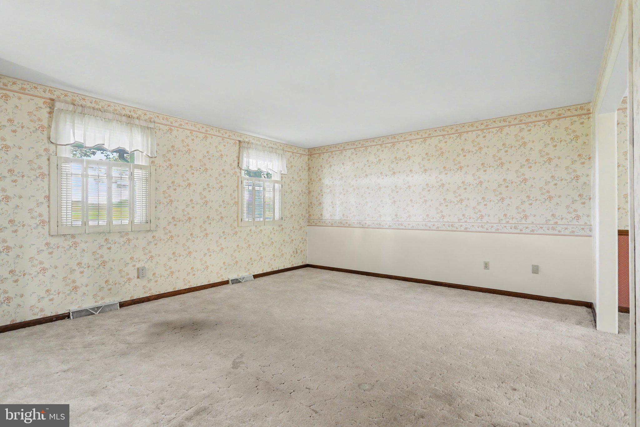 6401 Orefield Road Spring Grove, PA 17362 - Photo 8 of 30 Gallery Image 8