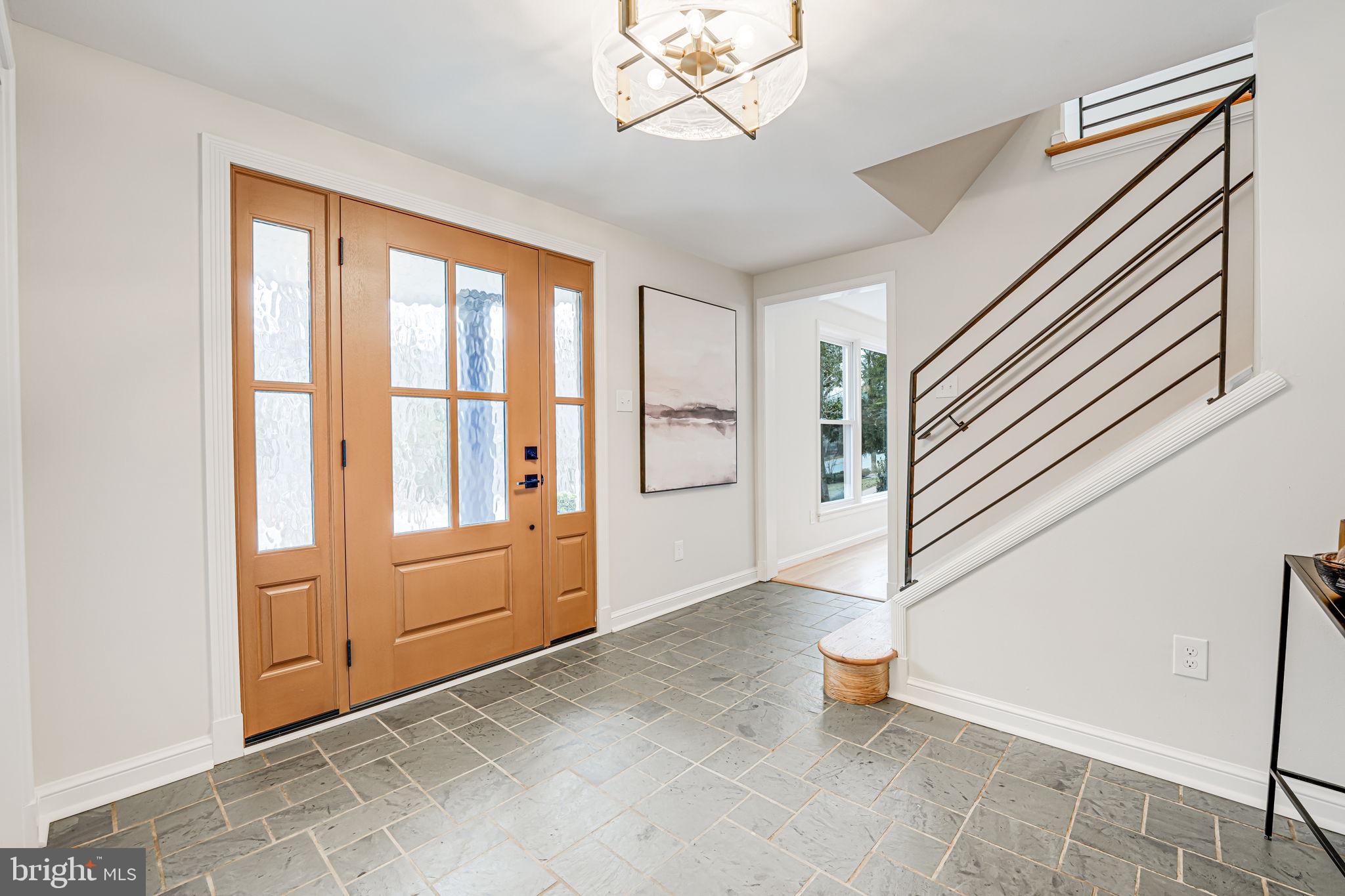 7401 Fort Hunt Road Alexandria, VA 22307 - Photo 4 of 56