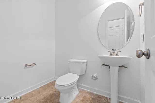 $357,900 | 223 Inverness Drive, Hubert, NC 28539