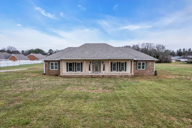 $1,100,000 | 1309 Hills Chapel Road, Manchester, TN 37355