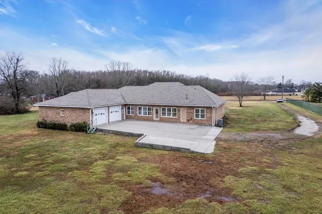 $1,100,000 | 1309 Hills Chapel Road, Manchester, TN 37355
