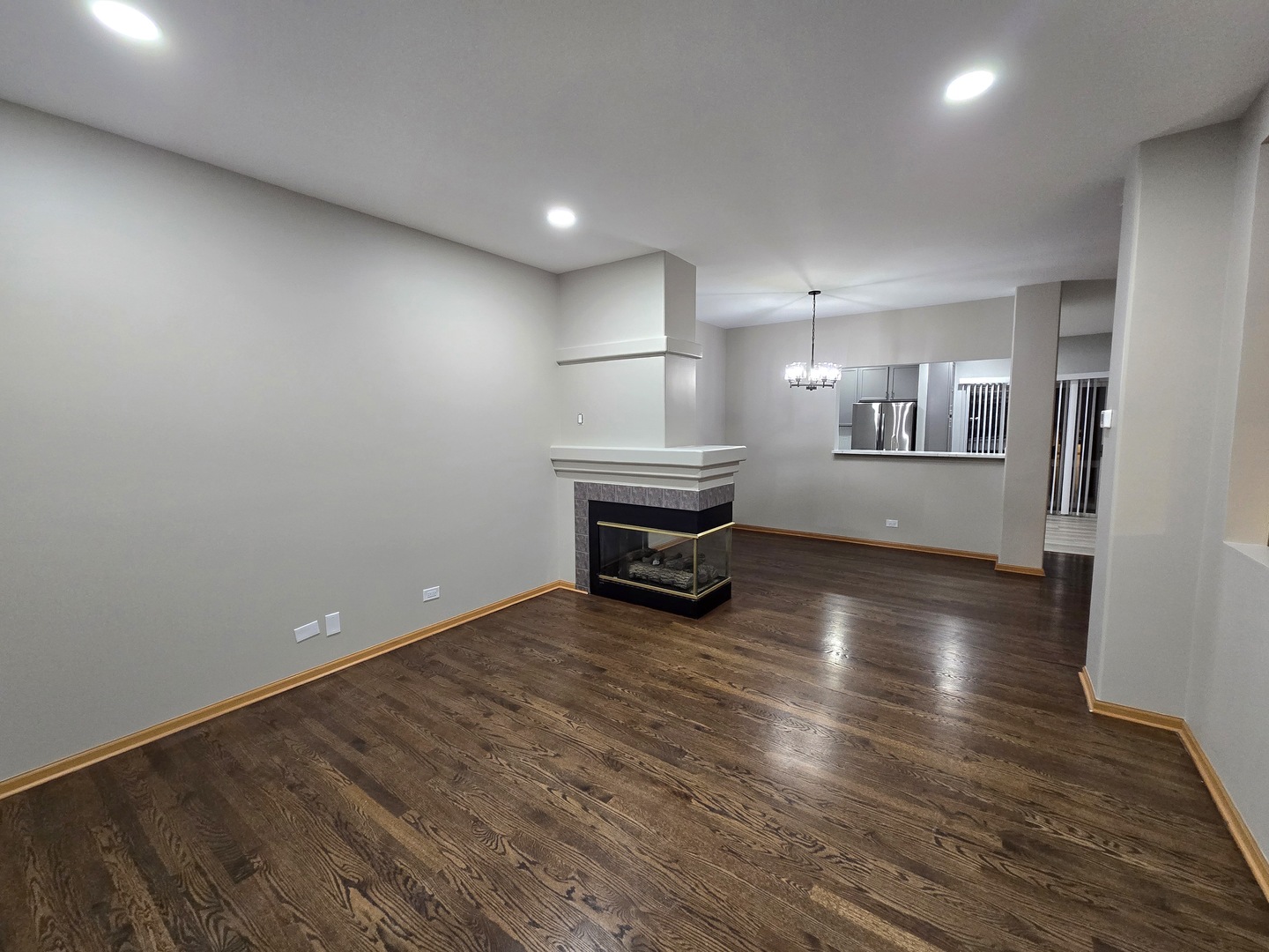 3467 Ravinia Circle Aurora, IL 60504 - Photo 3 of 19