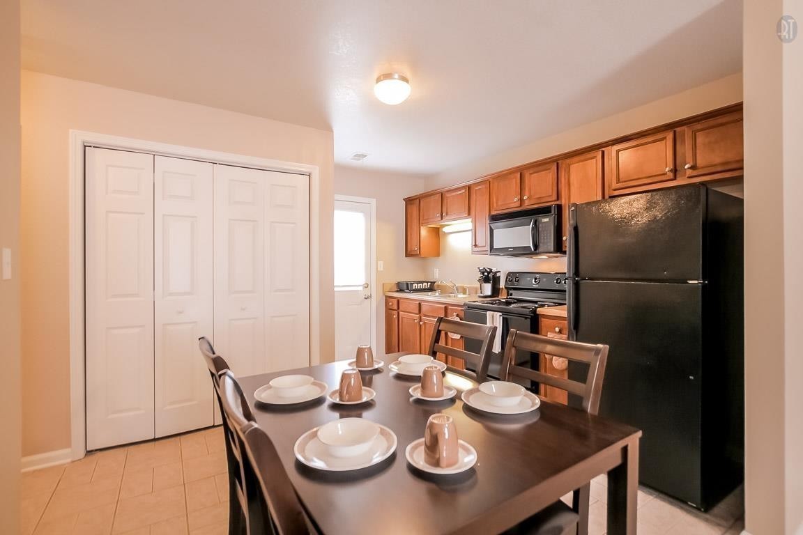 535 Lafayette Road, Unit I2 Clarksville, TN 37042 - Photo 5 of 24 Gallery Image 5