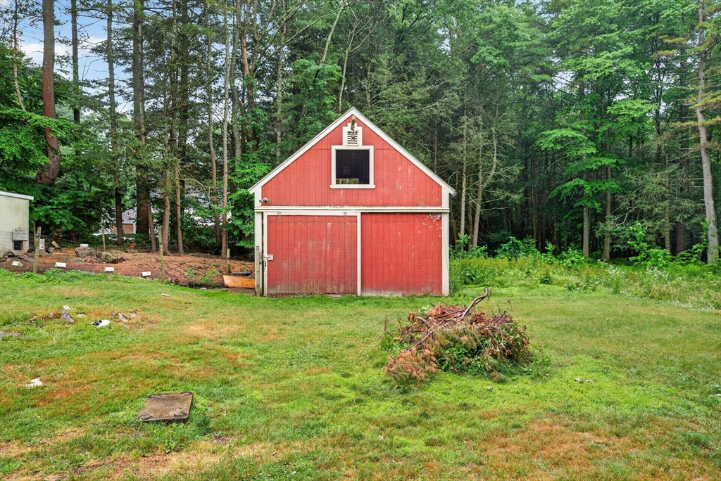 112 Bond Road Charlton, MA 01507 - Photo 35 of 40