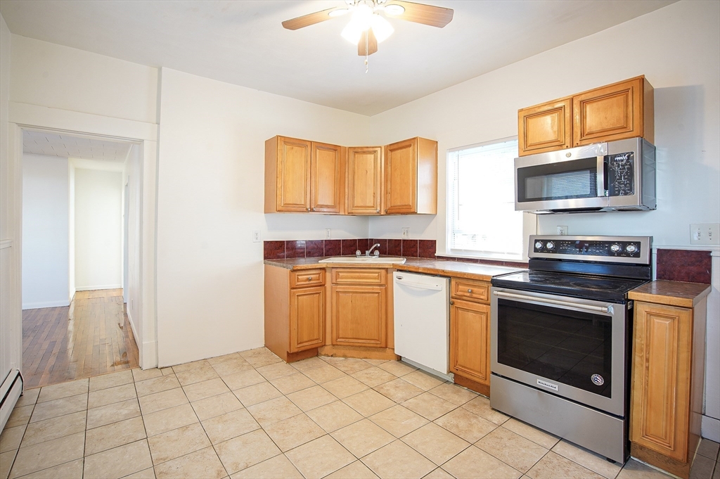 72 Walnut Street, Unit 1L Chicopee, MA 01020 - Photo 2 of 17