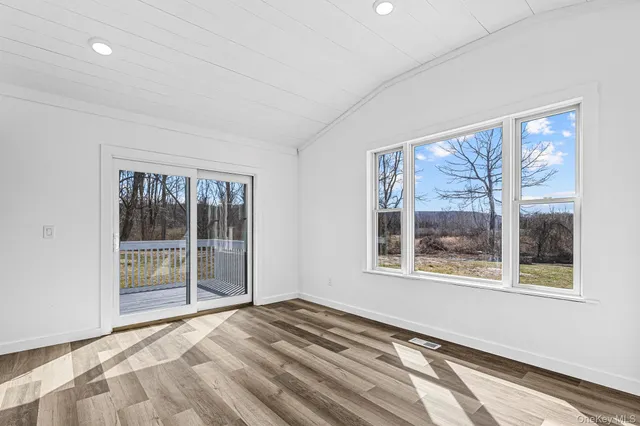 $650,000 | 786 North Clove Road, LaGrangeville, NY 12540