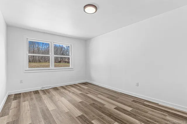 $650,000 | 786 North Clove Road, LaGrangeville, NY 12540