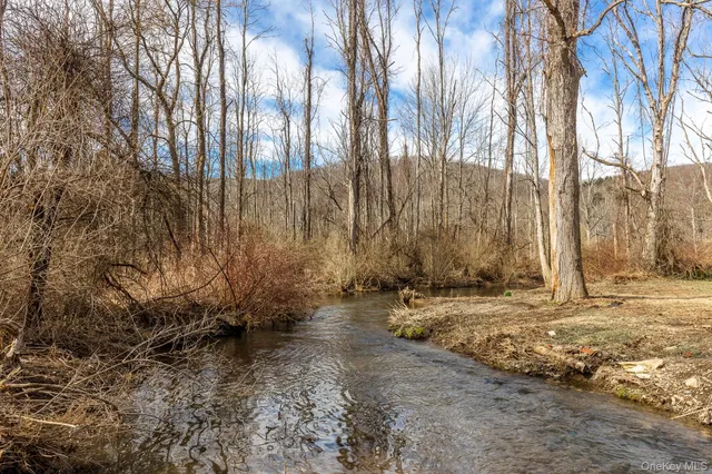 $650,000 | 786 North Clove Road, LaGrangeville, NY 12540